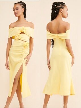Elliatt Sardinian Butter Yellow Cut Out Midi Dress Size S